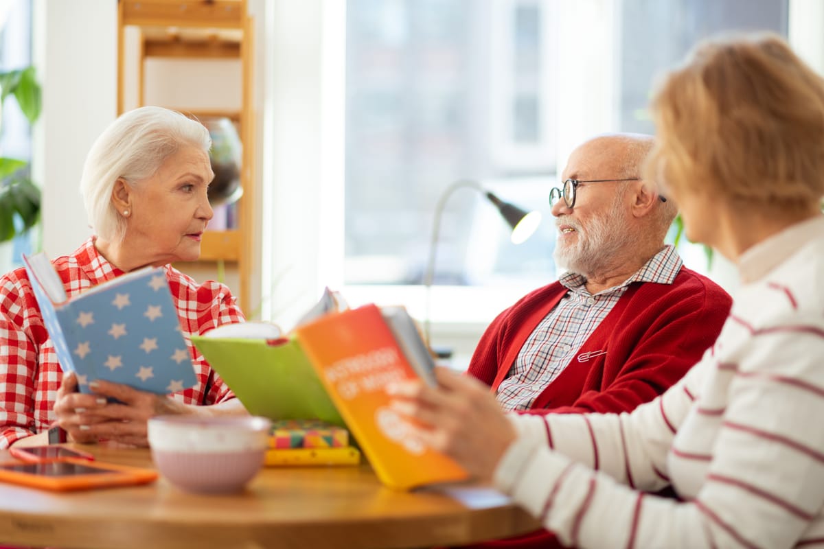 Discovering the Joy of Reading Together: A Guide to Book Clubs for Seniors