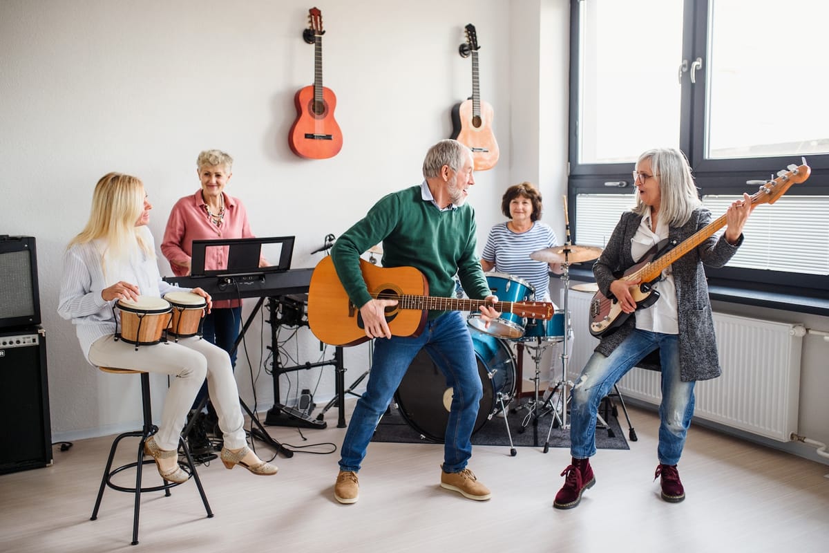 The Health Benefits of Playing a Musical Instrument for Seniors