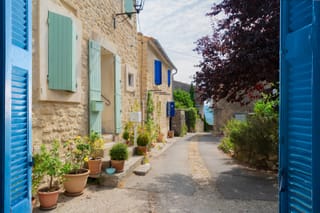 Image of a street in Aix en Provence France