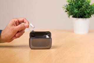 Picture of the Jabra Enhance Select 500 Hearing Aids