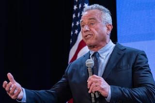 Photo of RFK Jr speaking 