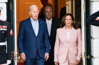 Picture of President Biden and Vice President Kamala Harris 