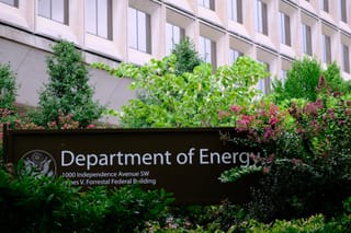 Picture of the monument sign at the U.S. Department of Energy building in Washington D.C.