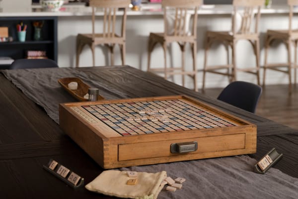 Picture of a vintage Scrabble board