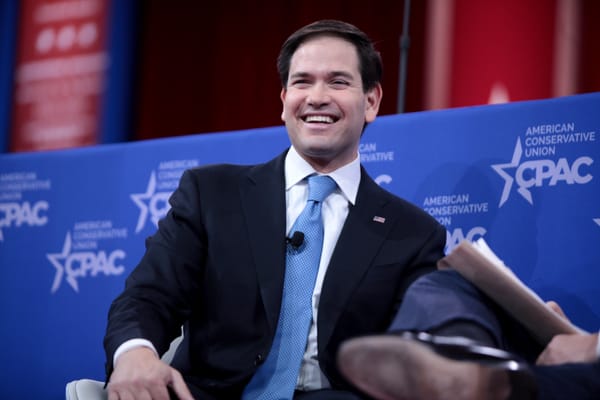 Image of Marco Rubio speaking at a conservative event 