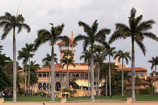 Image of Mar-a-Lago from the intercoastal waterway