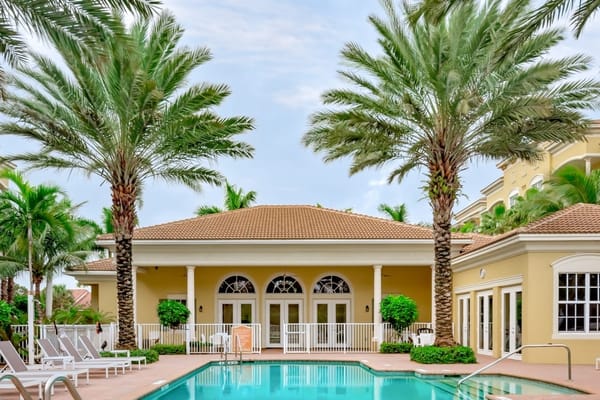 Picture of the pool area at Riverwalk Pointe in Jupiter FL 