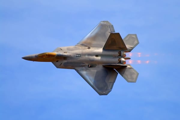 Photo of an F22 fighter jet