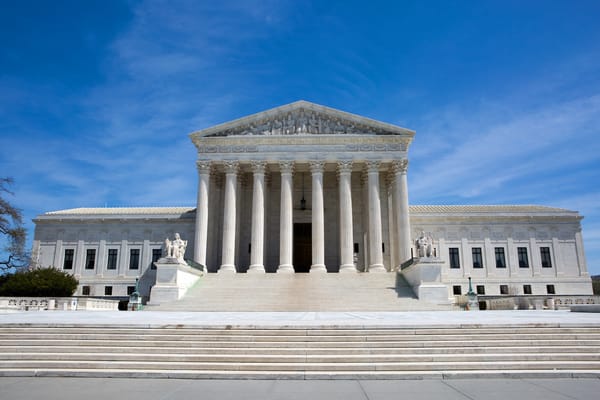 Photo of the US Supreme Court building