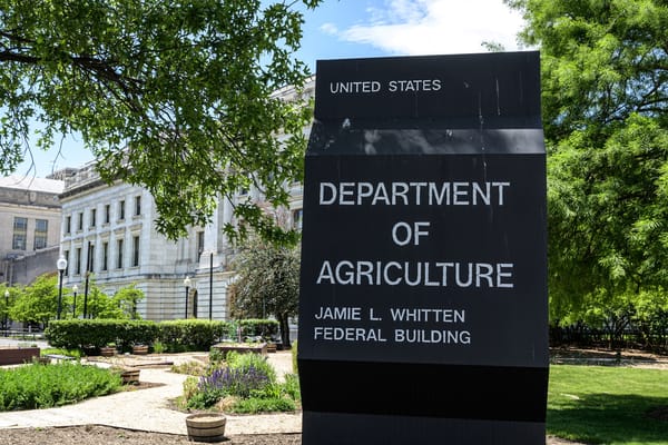 Picture of the Department of Agriculture Jamie l Whitten federal building and monument sign