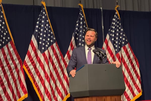 Picture of JD Vance speaking at an Ohio Republican Party dinner